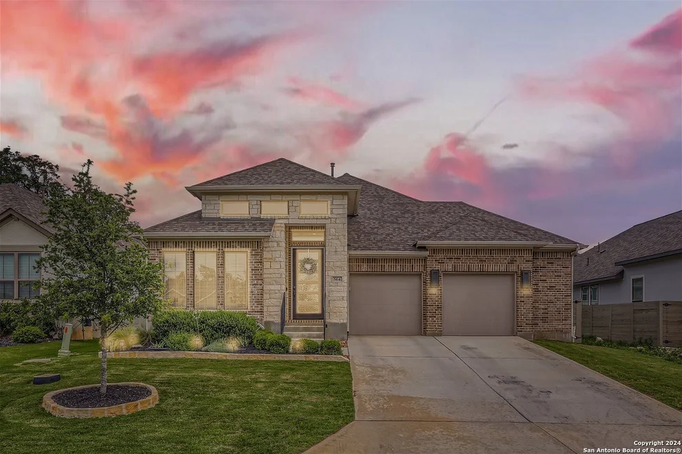 Unit for sale at 564 Tobacco Pass, New Braunfels, TX 78132