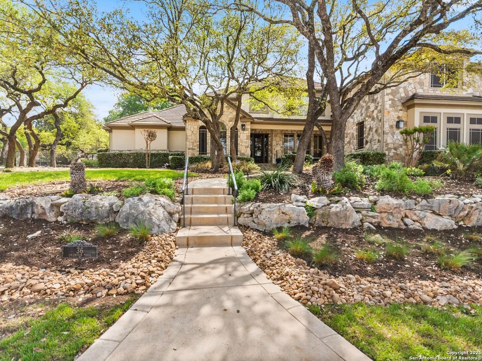 Unit for sale at 36 Champion Trail, San Antonio, TX 78258