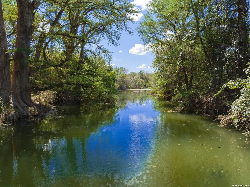 Unit for sale at 21419 us highway 90, Sabinal, TX 78881
