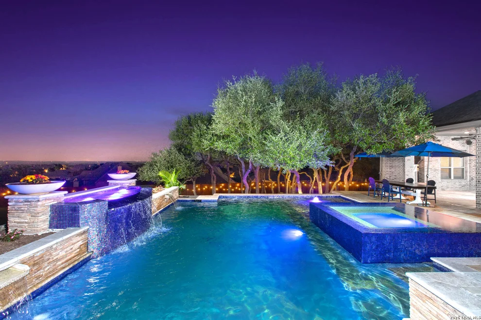 Unit for sale at 28714 Kings Gate, Fair Oaks Ranch, TX 78015