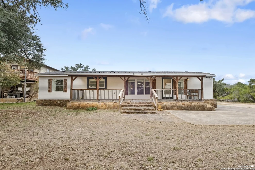 Unit for sale at 1130 Arcadia Dr, Canyon Lake, TX 78133