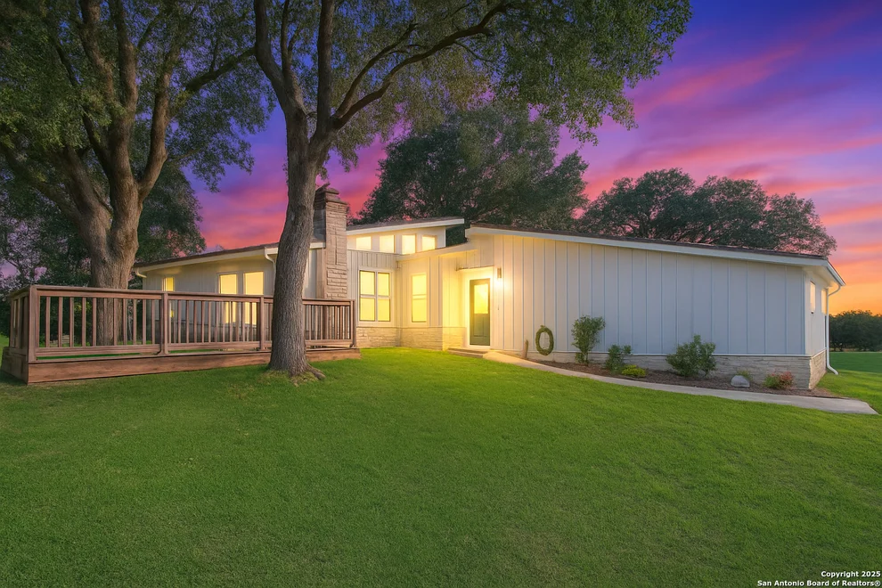 Unit for sale at 222 Valley Oak, Bandera, TX 78003