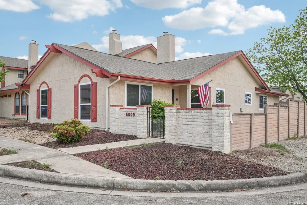 Unit for sale at 5800 Royal Club, San Antonio, TX 78239