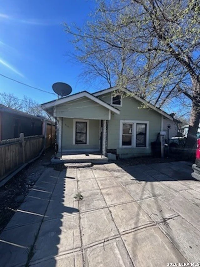Unit for sale at 910 GREEN ST, San Antonio, TX 78225