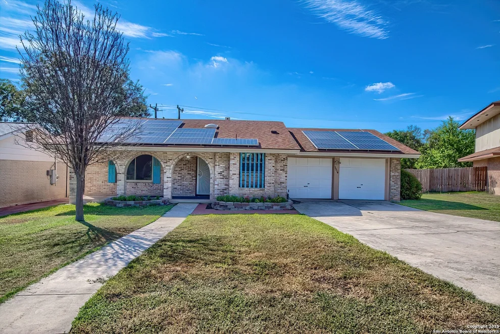 Unit for sale at 3516 Pinebluff, San Antonio, TX 78230
