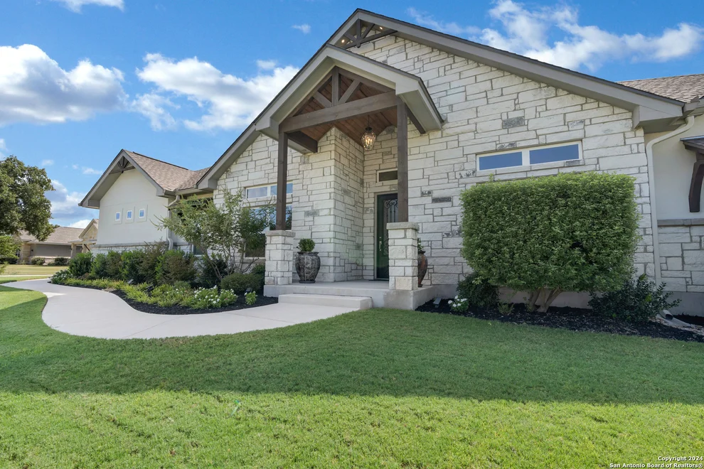 Unit for sale at 104 ELLA DR, Floresville, TX 78114