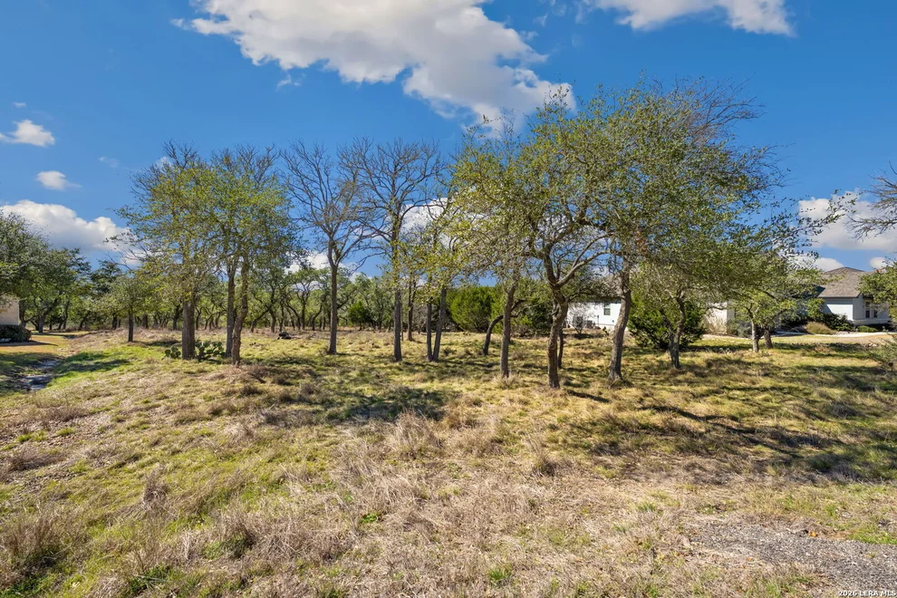 Unit for sale at 913 Cross Oak, New Braunfels, TX 78132