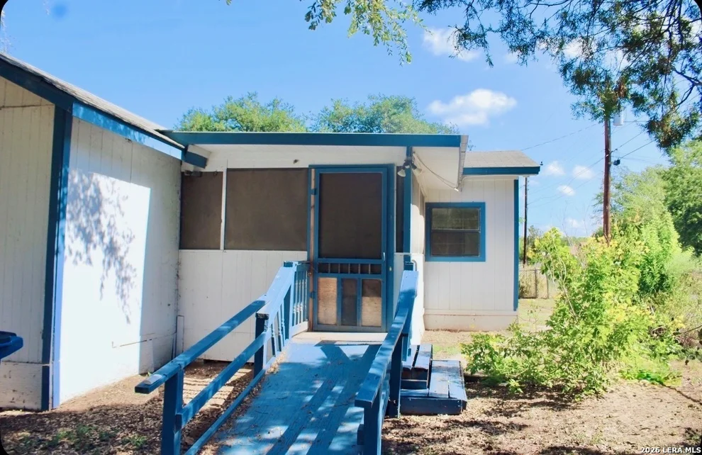 Unit for sale at 311 N MULBERRY ST, Pearsall, TX 78061