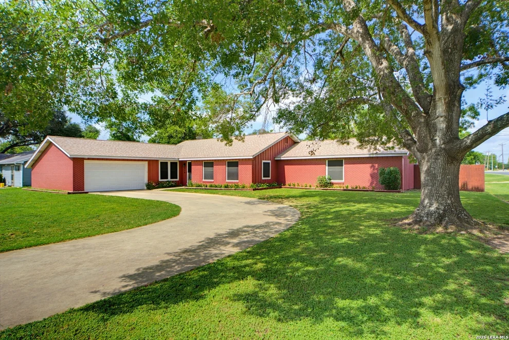 Unit for sale at 318 DELANY ST, Seguin, TX 78155