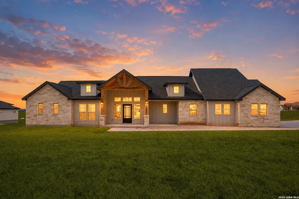 Unit for sale at 125 Dragonfly, La Vernia, TX 78121