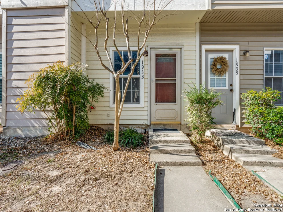 Unit for sale at 1933 CROSSGATE PARK, San Antonio, TX 78247