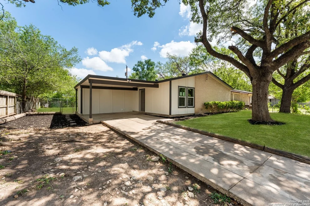 Unit for sale at 4119 Tamarak Dr, San Antonio, TX 78220