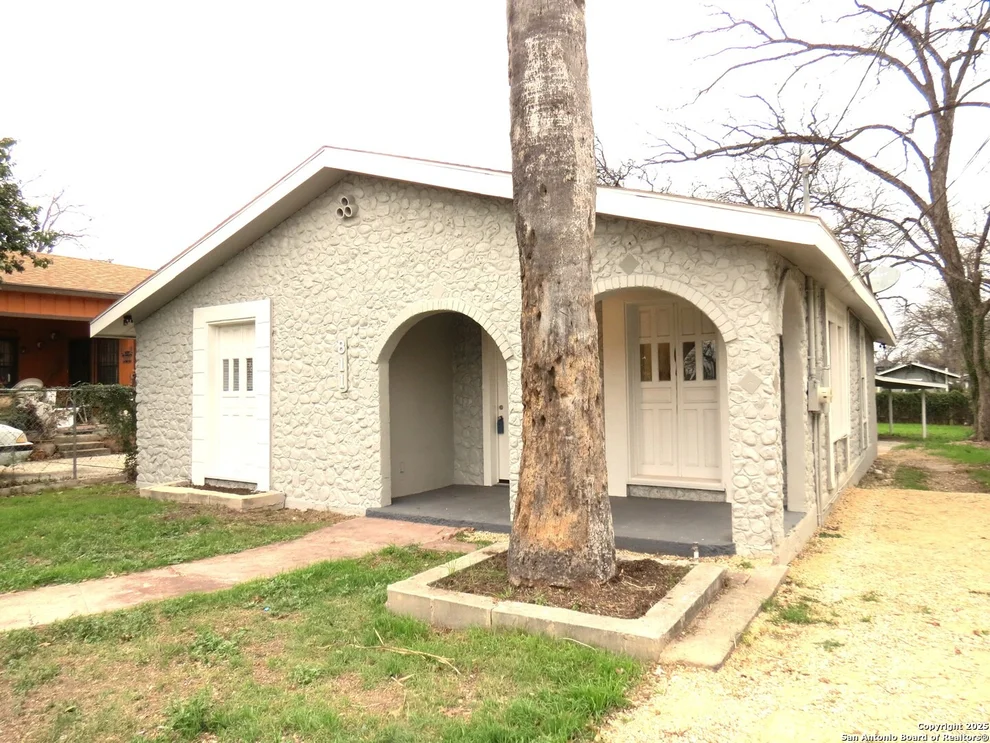 Unit for sale at 811 Paso Hondo, San Antonio, TX 78202