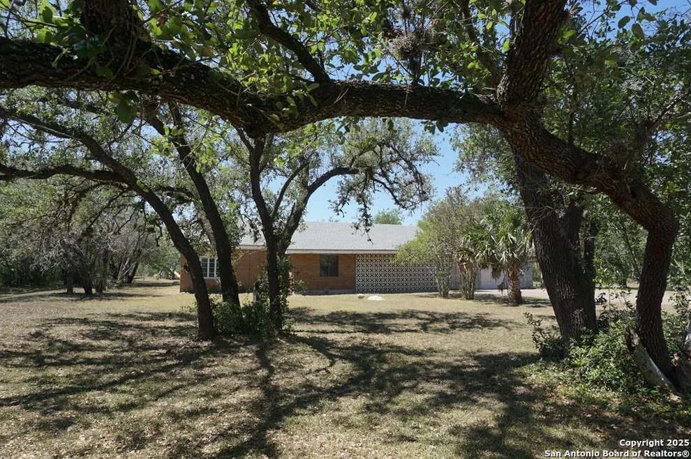 Unit for sale at 2502 S Washington, Beeville, TX 78102