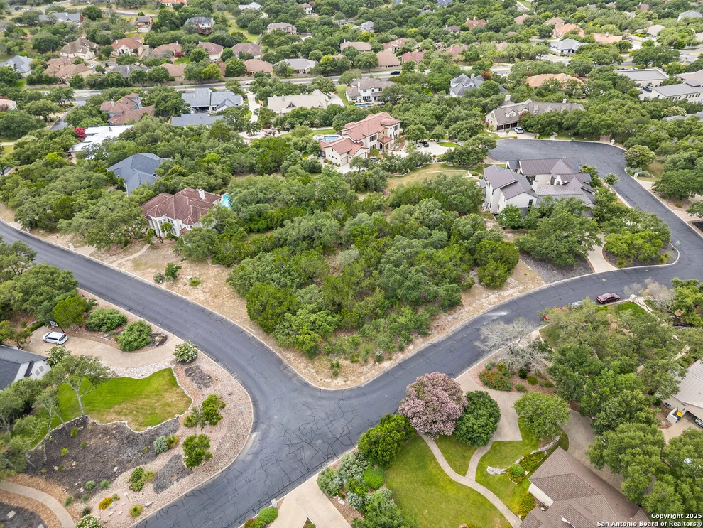 Unit for sale at 8007 Windermere, Fair Oaks Ranch, TX 78015