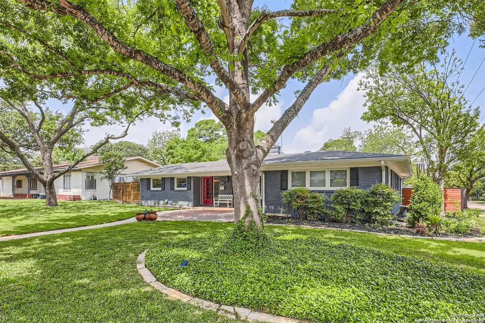 Unit for sale at 551 Woodcrest Drive, San Antonio, TX 78209