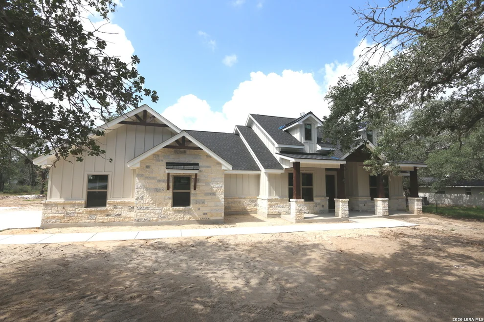 Unit for sale at 1118 HUMMING BIRD LN, Adkins, TX 78101