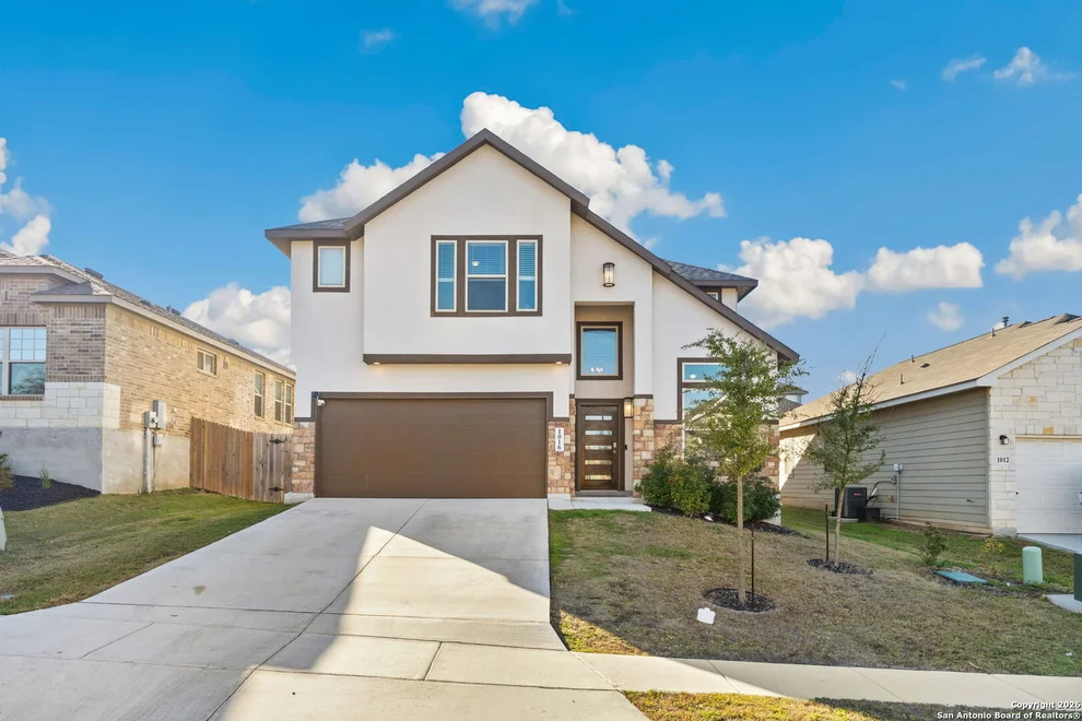 Unit for sale at 1016 Highland Vista, New Braunfels, TX 78130