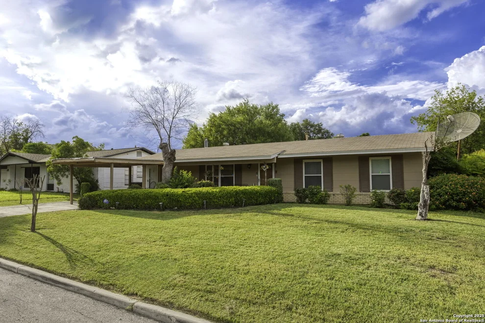 Unit for sale at 3615 Electra Dr, San Antonio, TX 78218