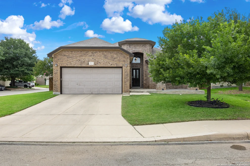 Unit for sale at 9815 Leubeck Ranch, Helotes, TX 78023