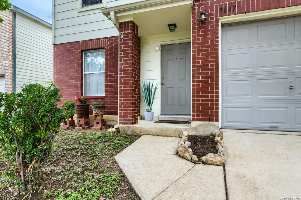 Unit for sale at 9647 SEKULA DR, San Antonio, TX 78250