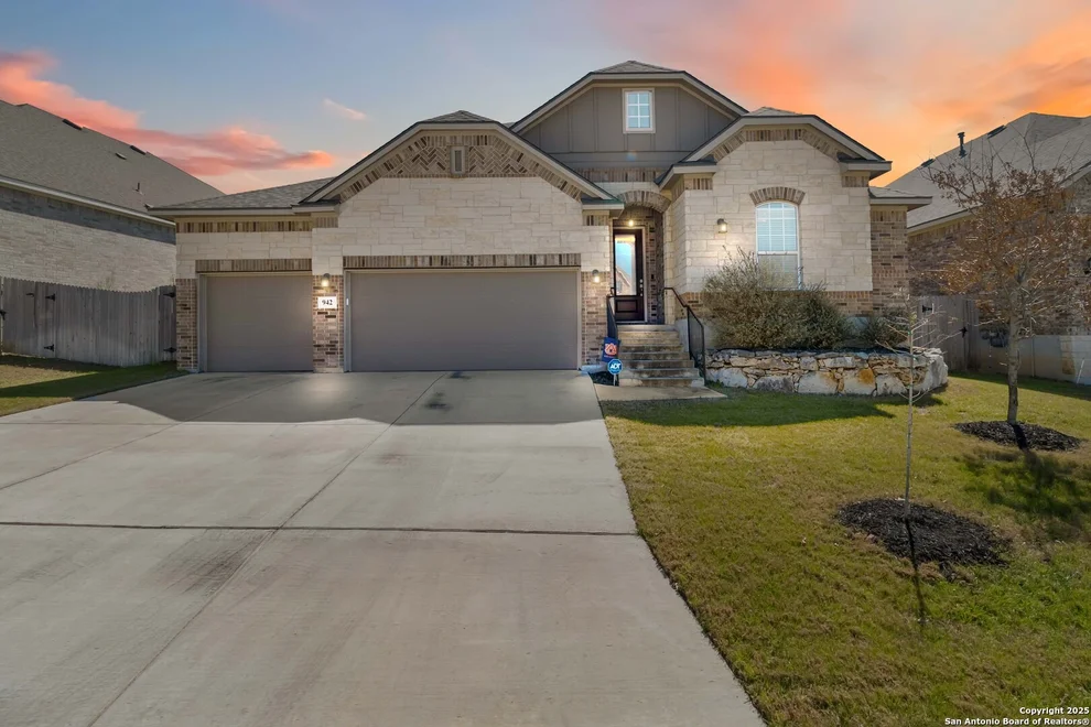 Unit for sale at 942 Vista Placera, San Antonio, TX 78260