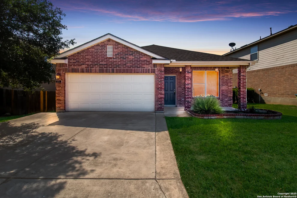 Unit for sale at 170 Coopers Hawk, San Antonio, TX 78253