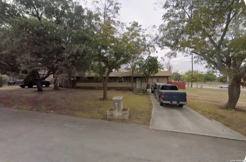 Unit for sale at 6268 Fox Run, San Antonio, TX 78233