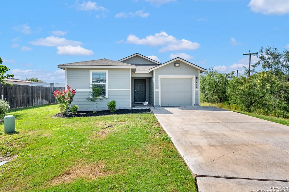 Unit for sale at 5502 Rosillo Hill, San Antonio, TX 78222