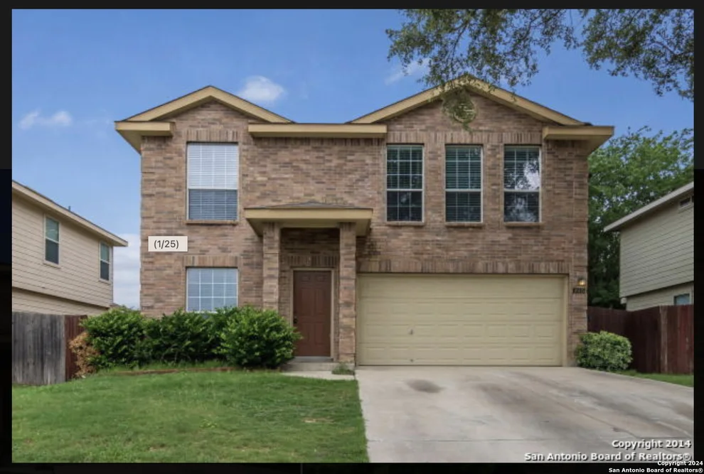 Unit for sale at 10415 Artesia Ws, Universal City, TX 78148