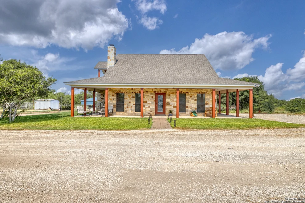 Unit for sale at 858 S Ranch Road 187, Sabinal, TX 78881