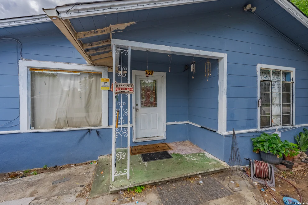 Unit for sale at 422 Wilcox, San Antonio, TX 78211