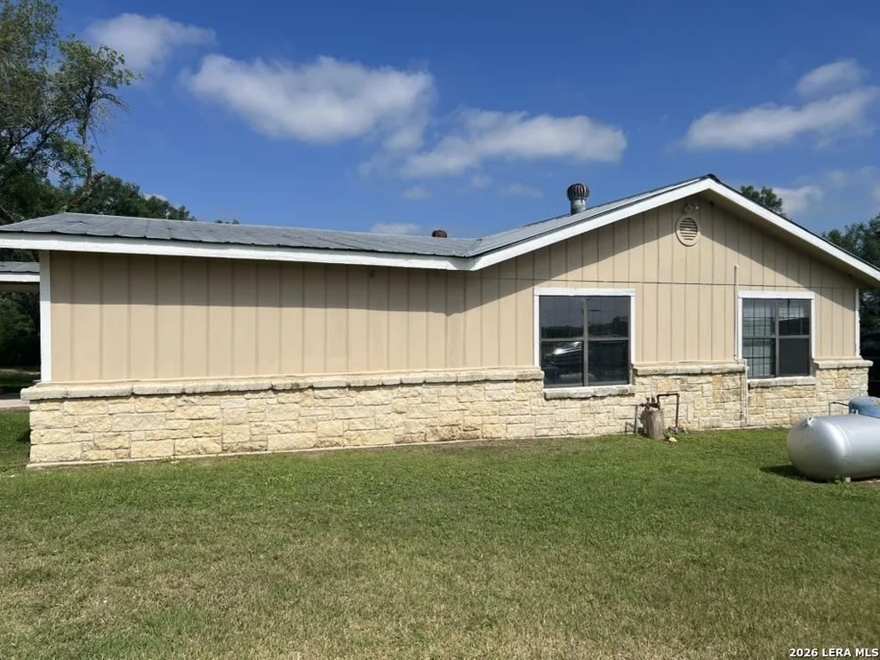 Unit for sale at 6668 Fm 3175, Somerset, TX 78069