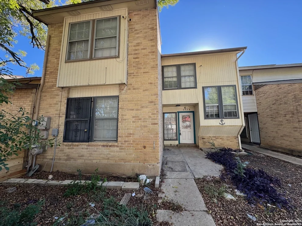 Unit for sale at 6828 Stockport, San Antonio, TX 78239