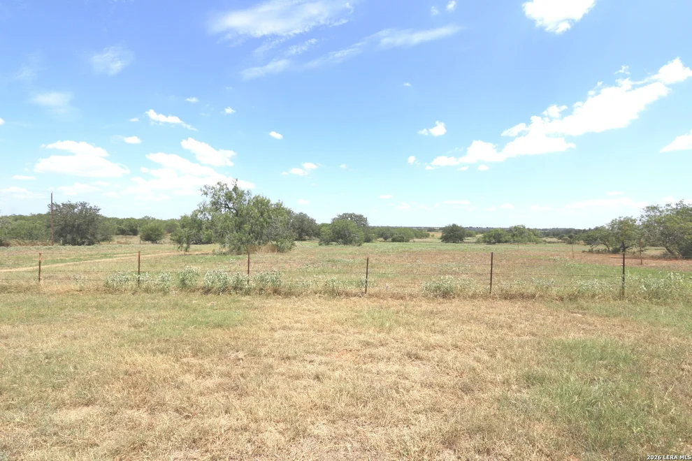 Unit for sale at 1753 County Road 124, Floresville, TX 78114