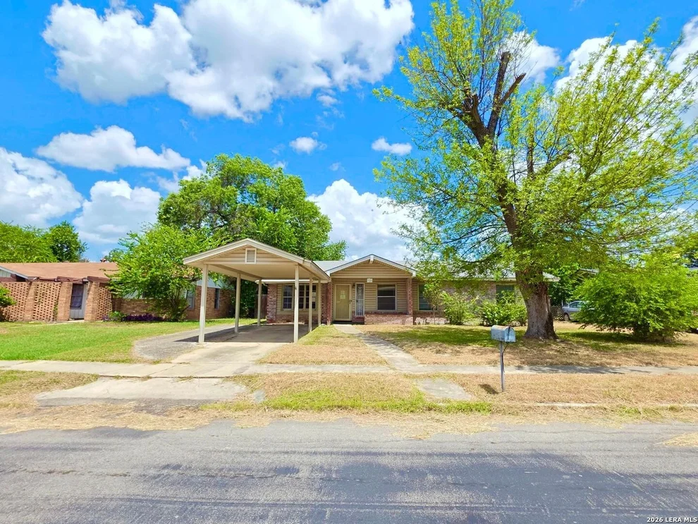 Unit for sale at 7203 Westshire Dr., San Antonio, TX 78227