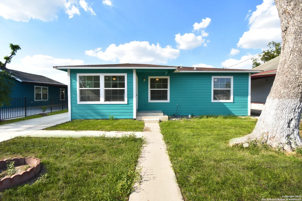 Unit for sale at 643 Kendalia, San Antonio, TX 78221