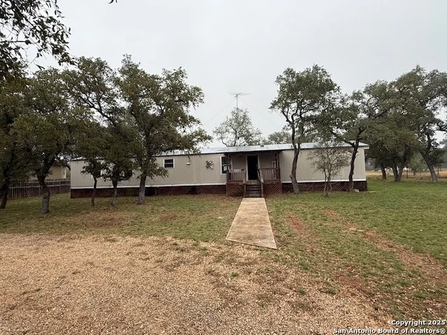 Unit for sale at 701 LAKESHORE LN, Bandera, TX 78003