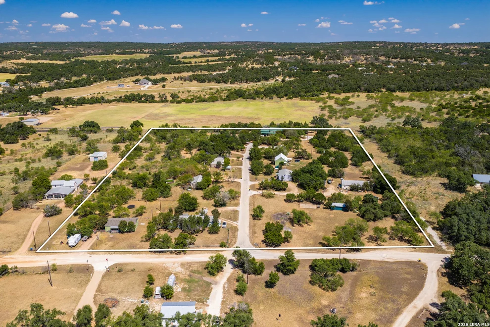 Unit for sale at 114 Fleury Way, Fredericksburg, TX 78624