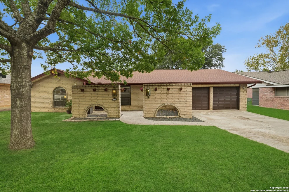 Unit for sale at 6406 Handsome Lake Dr, Leon Valley, TX 78238