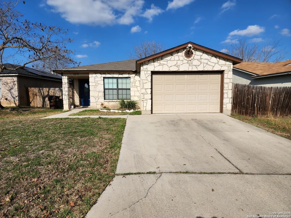 Unit for sale at 6811 Cypress mist, Converse, TX 78109