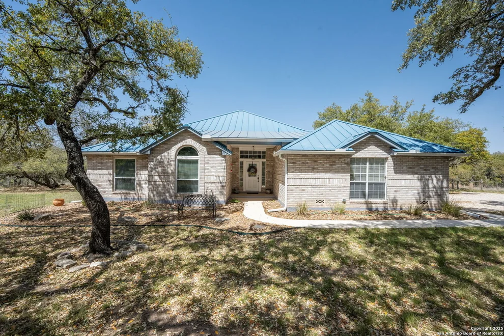 Unit for sale at 104 Kendall View Dr., Boerne, TX 78006