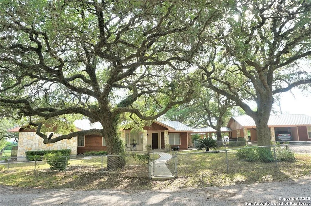 Unit for sale at 4295 CR 304, Beeville, TX 78102