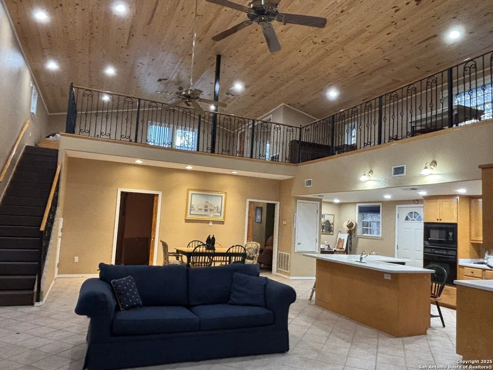 Unit for sale at 6300 Hickory Forrest, Seguin, TX 78155