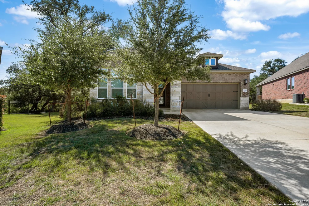 Unit for sale at 22811 Grande Vista, San Antonio, TX 78261