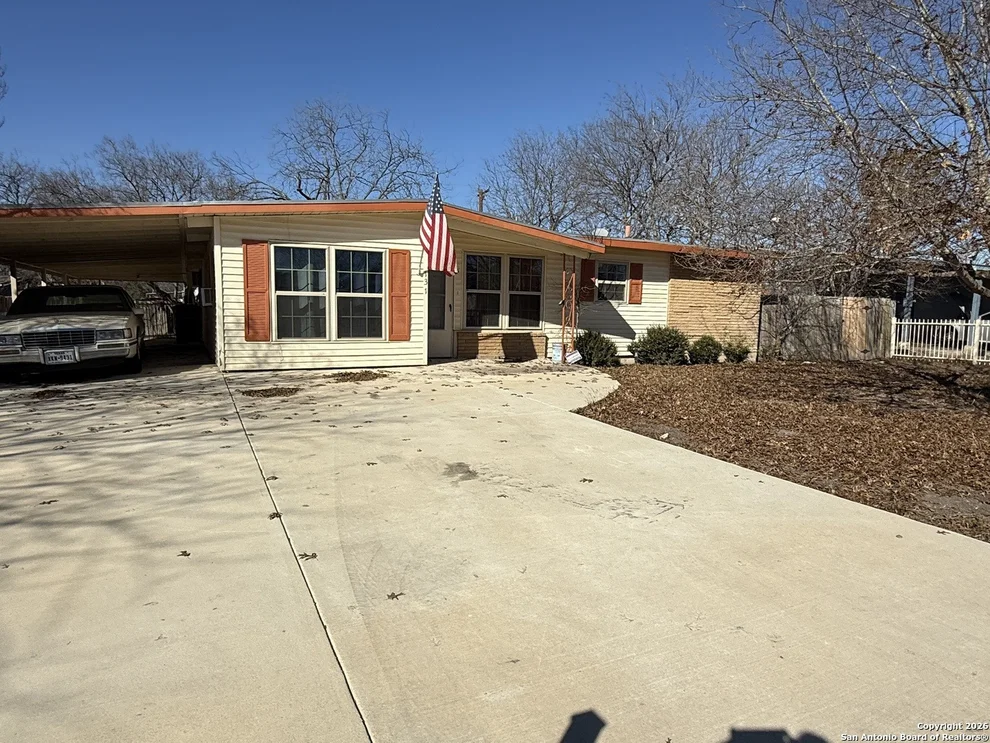 Unit for sale at 131 Baywell Dr, San Antonio, TX 78227