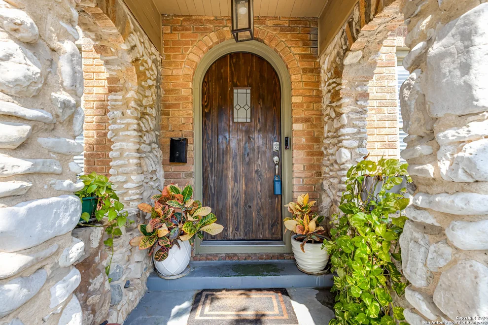 Unit for sale at 139 NORTH DR, San Antonio, TX 78201