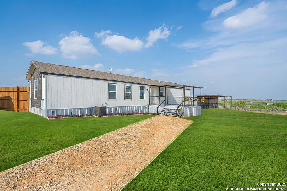 Unit for sale at 213 Twin Lakes, Sutherland Springs, TX 78161