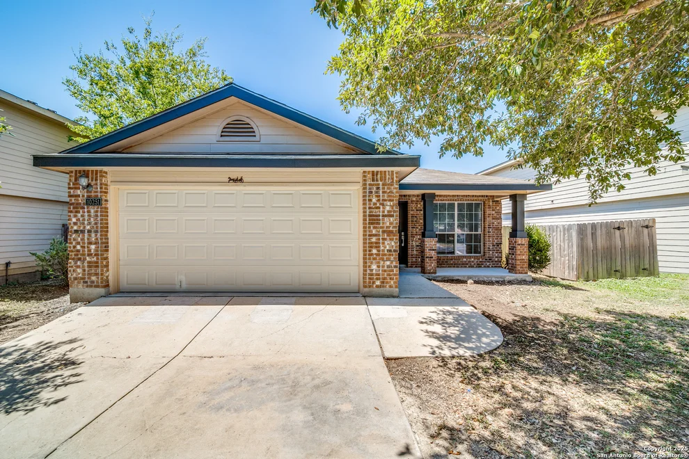 Unit for sale at 10251 Crystal View, Universal City, TX 78148