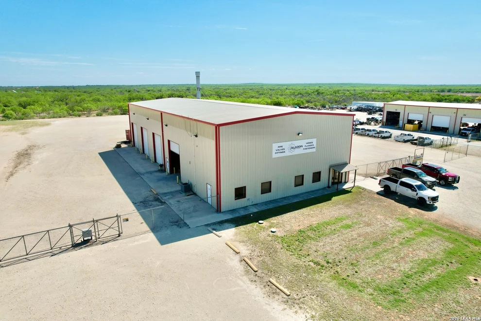 Unit for sale at 4844 County Road 430, Pleasanton, TX 78064